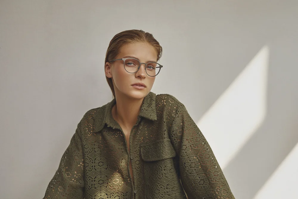 NI8560 COL6621 2 Medres